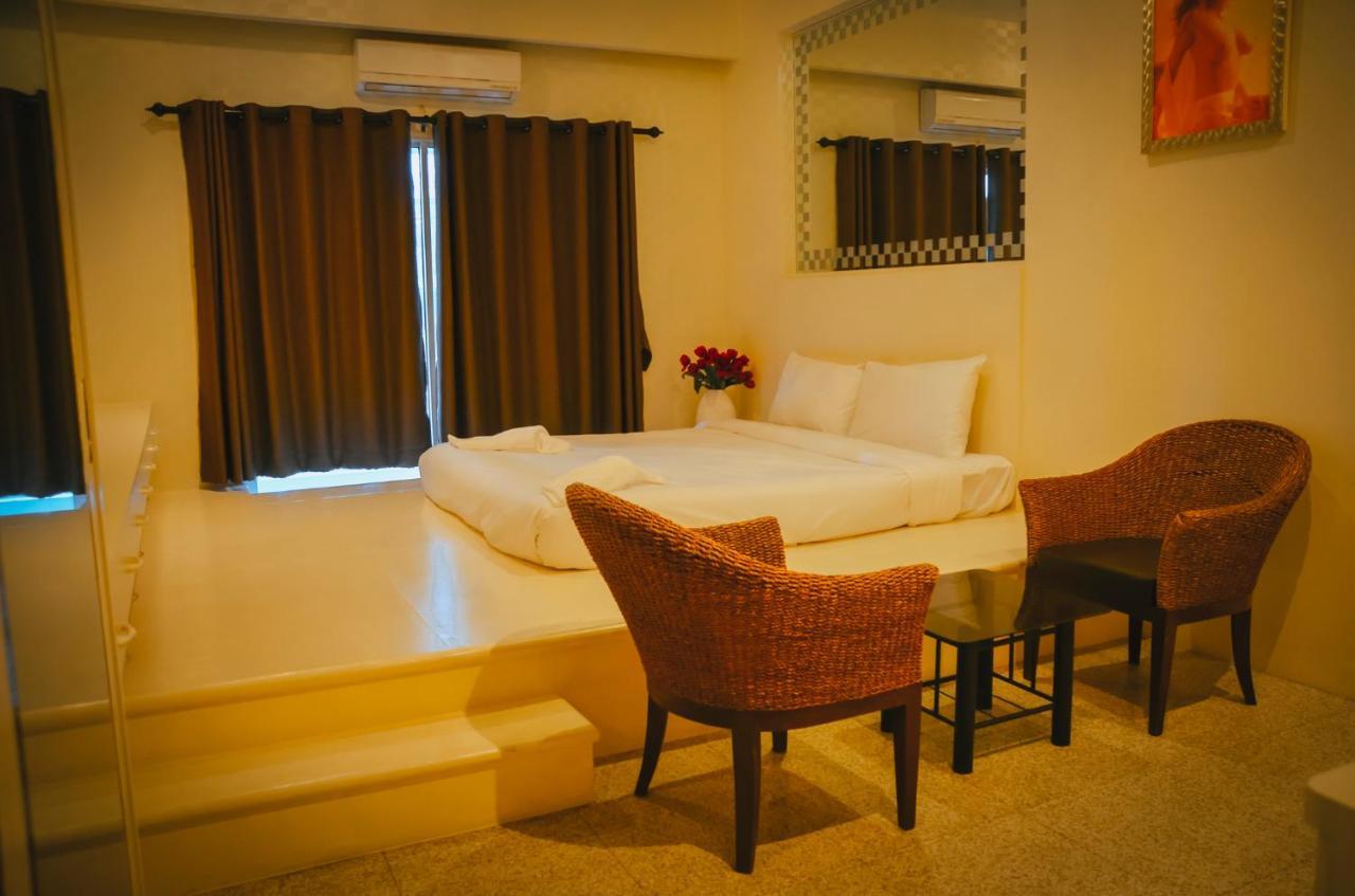 Fortune Sapphire Hotel Pattaya Exterior foto
